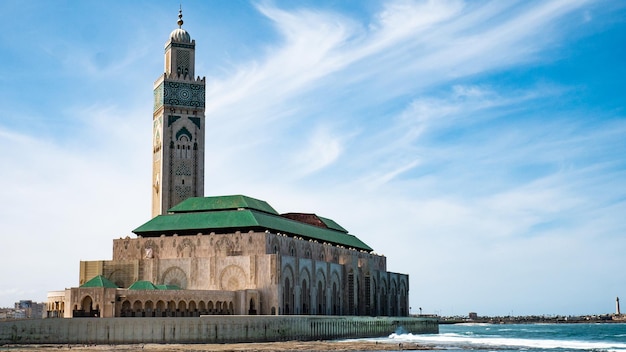 Free photo beautiful view of the biggest mosque in casablanca morocco hassan ii mosque