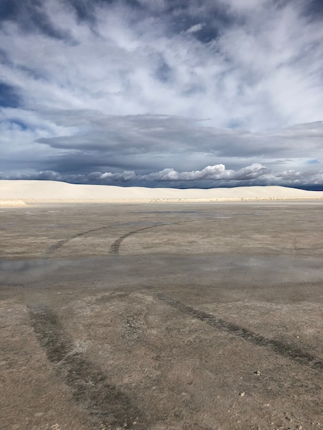 Free Photo beautiful view of the desert under the cloudy sky in new mexico