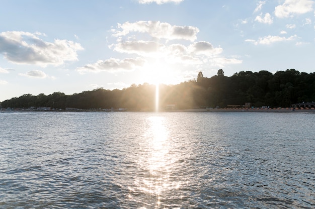 Free photo beautiful view of sunlight in water