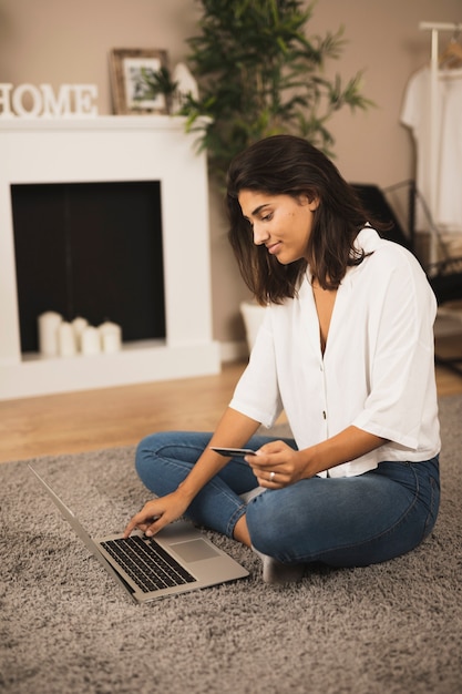 Free Photo beautiful woman working on laptop