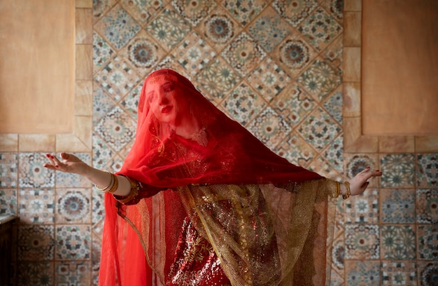 Free Photo beautiful young woman wearing sari