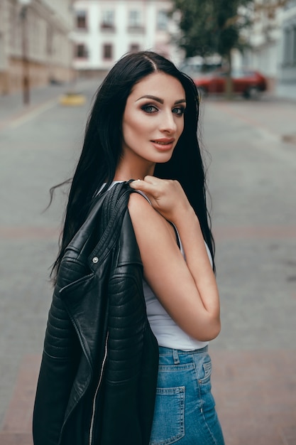 Beauty woman portrait in the street, outdoor portrait, fashion model