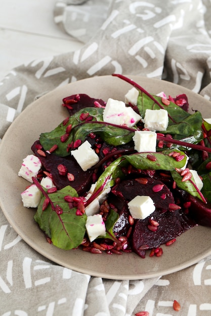 Free photo beetroot salad