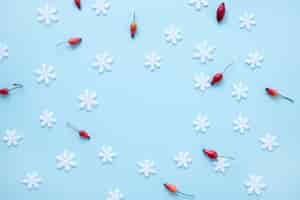 Free photo berries and snowflakes composition