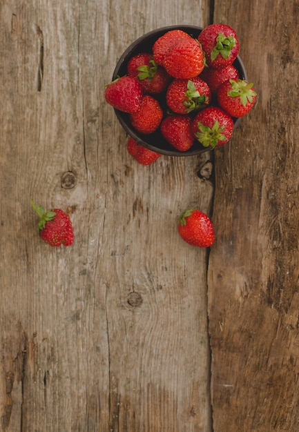 Free photo berries on the table