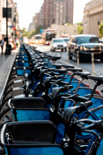 Free photo bicycle on a row with blurred background