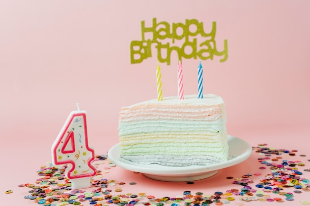 Free photo birthday cake with confetti