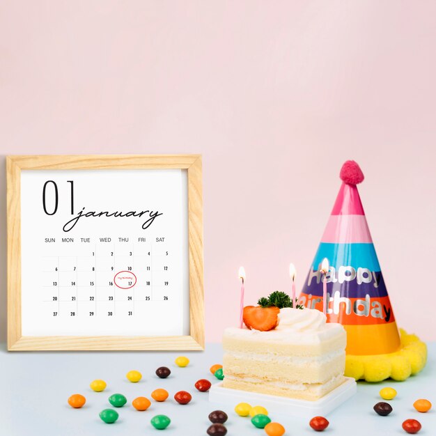 Birthday reminders in calendar and cake