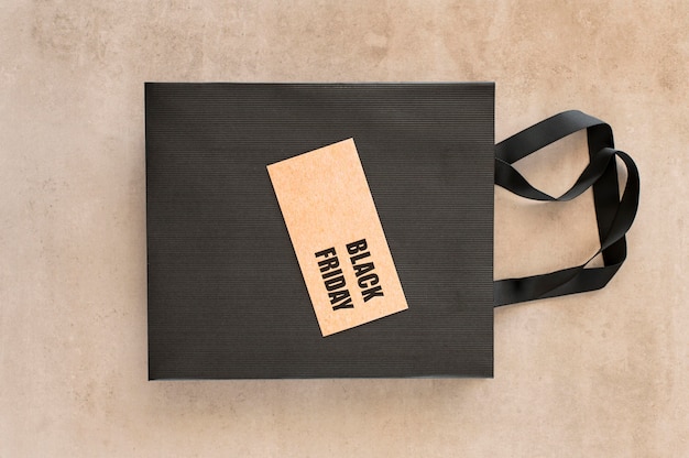 Free photo black friday sale label on shopping bag