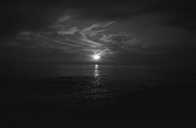 Free photo black and white sunset