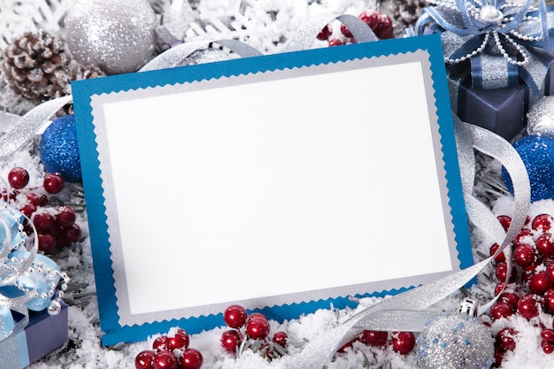 Free photo blank christmas card with decoration