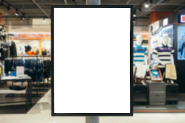 Free photo blank wooden sign with copy space for your text message or conte