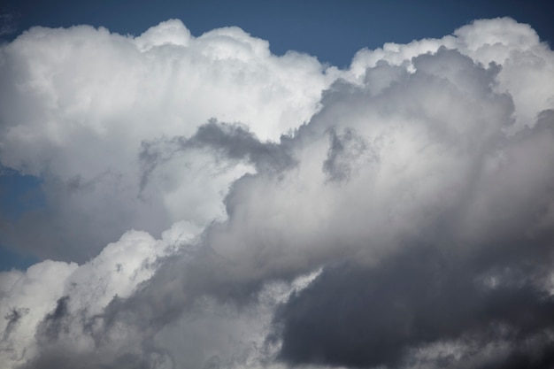 Free photo blue sky with cloud closeup