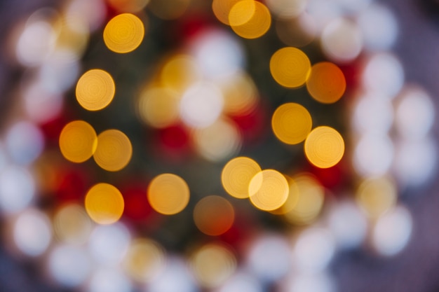 Free photo blurred christmas background