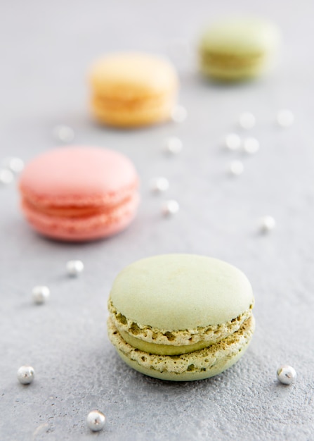 Free photo blurred macarons with pearls