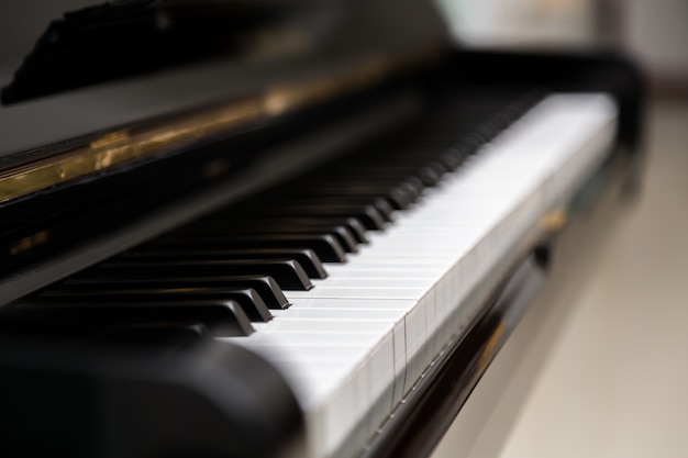 Free photo blurred view of piano keys