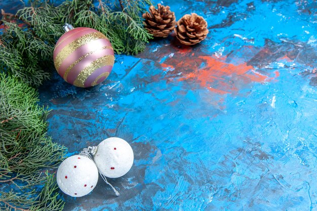 Bottom view pine tree branches pinecones xmas tree balls