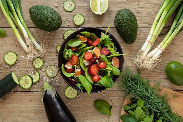 Free Photo bowl with vegetables salad