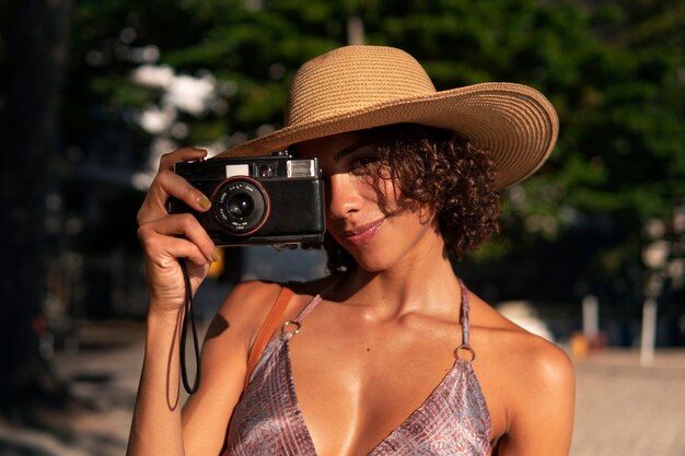 Brazilian woman wearing vacation outfit