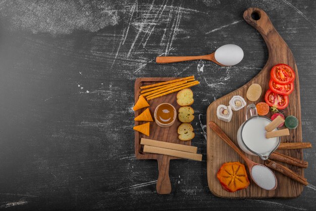 Breakfast board with crackers and other foods