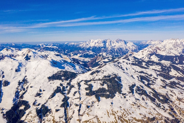 Breathtaking shot of a mountainous landscape covered with snow in Austria