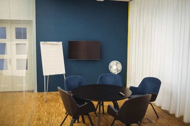 Free Photo business meeting room in office