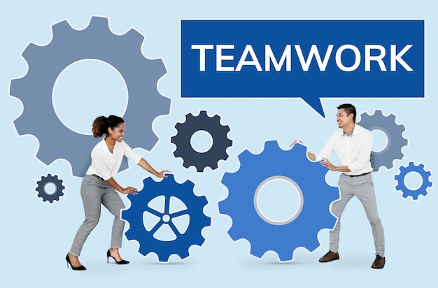 Free photo business people focusing on teamwork