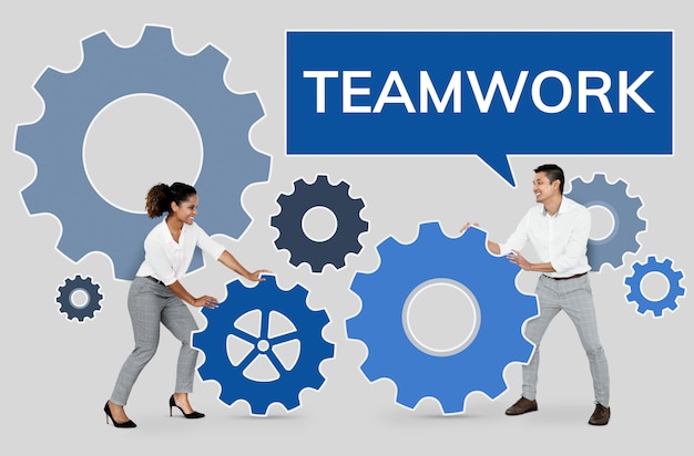 Free photo business people focusing on teamwork