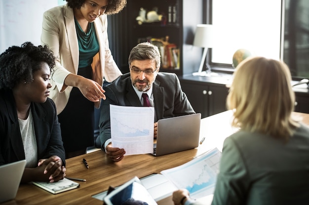 Free Photo business people in a meeting