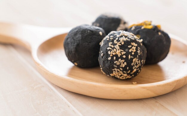 Charcoal potato ball