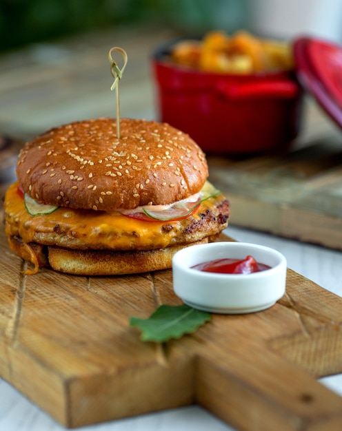 Cheeseburger with side fries and ketchup 1