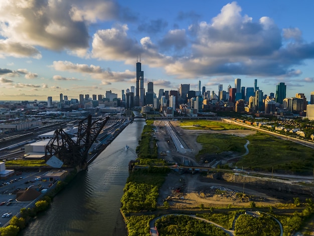 Free photo chicago beautiful metropolis skyline during sunset along the river