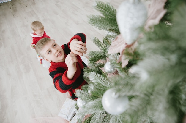 children with gift box