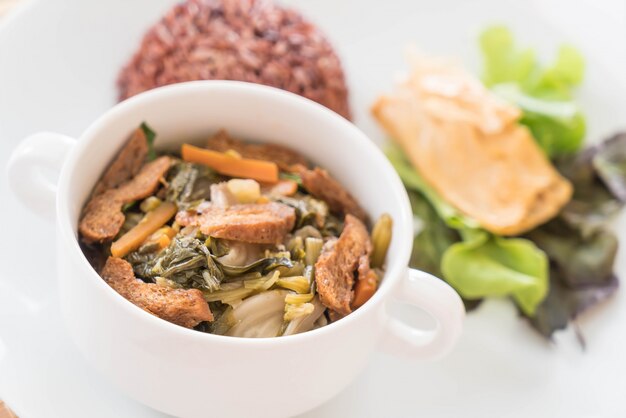 Chinese vegetable stew and tofu with berry rice