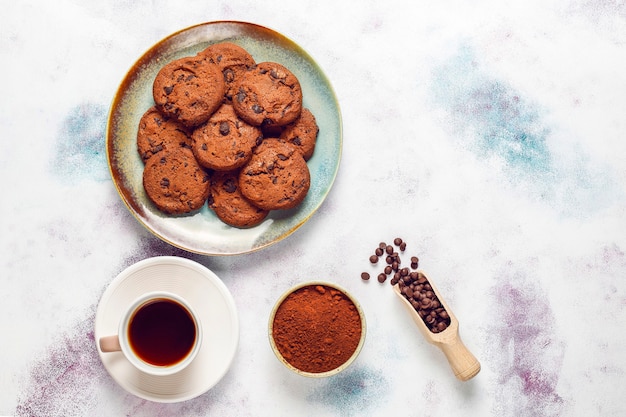 Free Photo chocolate chip gluten free cookies.