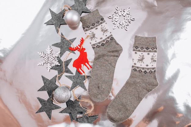 Free Photo christmas background layout on silver background