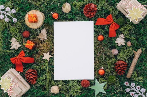 Free Photo christmas concept with paper