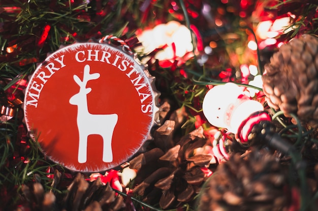 Free photo christmas decoration with bottle cap