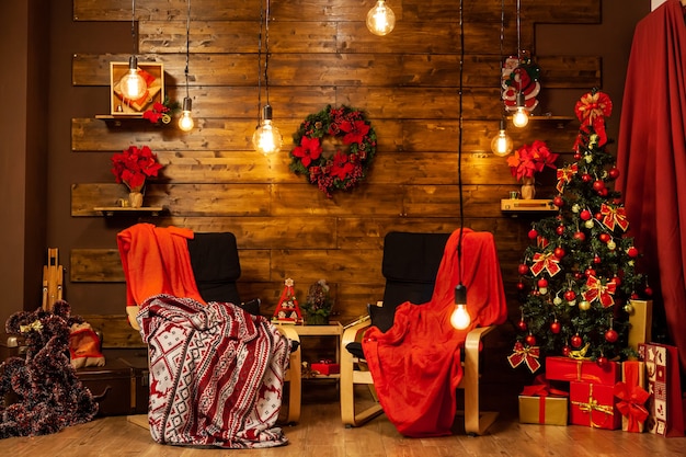 Free photo christmas home design with beautiful christmas tree. cozy night.