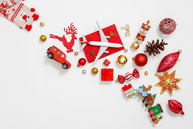 Free Photo christmas travel concept with toys