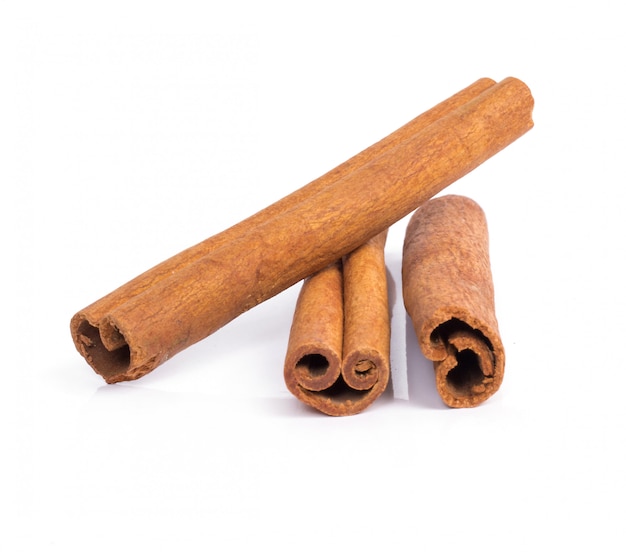 Free Photo cinnamon on the table