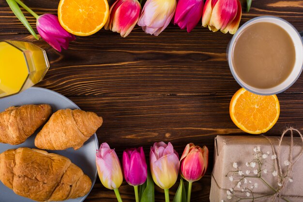 Classic breakfast decorated flowers