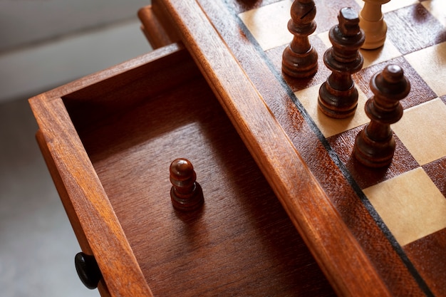 Free Photo classic chess board still life