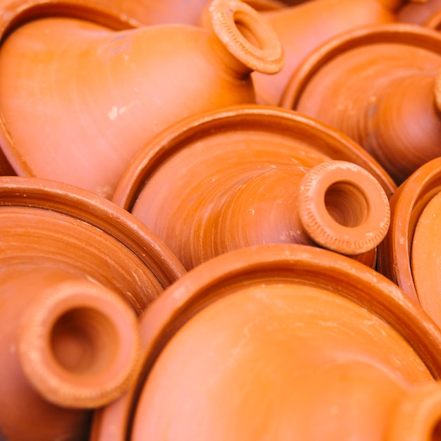 Free photo clay pots on market in morocco