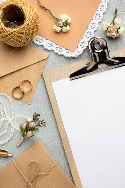 Free photo clipboard copy space wedding beauty concept