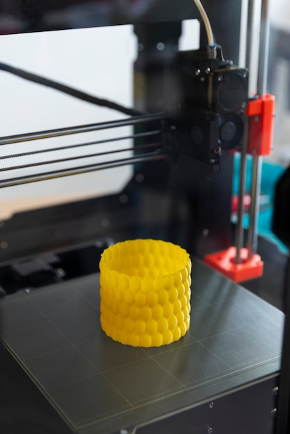 Free Photo close up on 3d printer