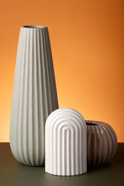 Free photo close up arrangement of modern vases