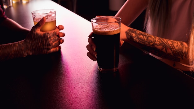 Close up of couple at bar