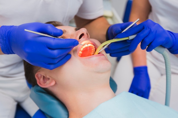 Free photo close-up of dental procedure on patient