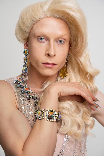 Free Photo close up drag queen wearing earrings